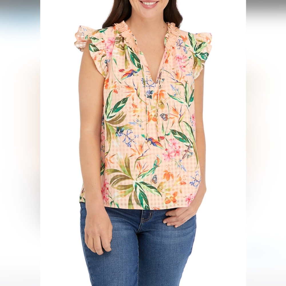 Biltmore Short‎ Flutter Sleeve Floral Printed Top